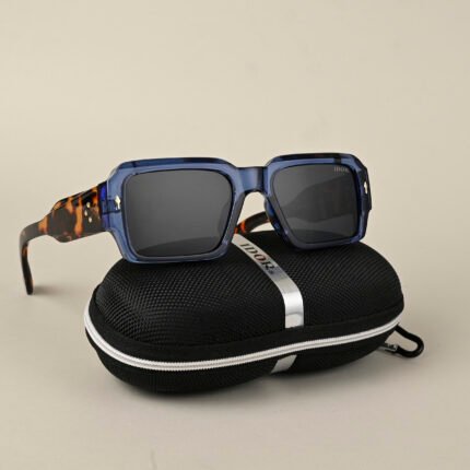 Idor Rectangular Style Unisex Sunglass